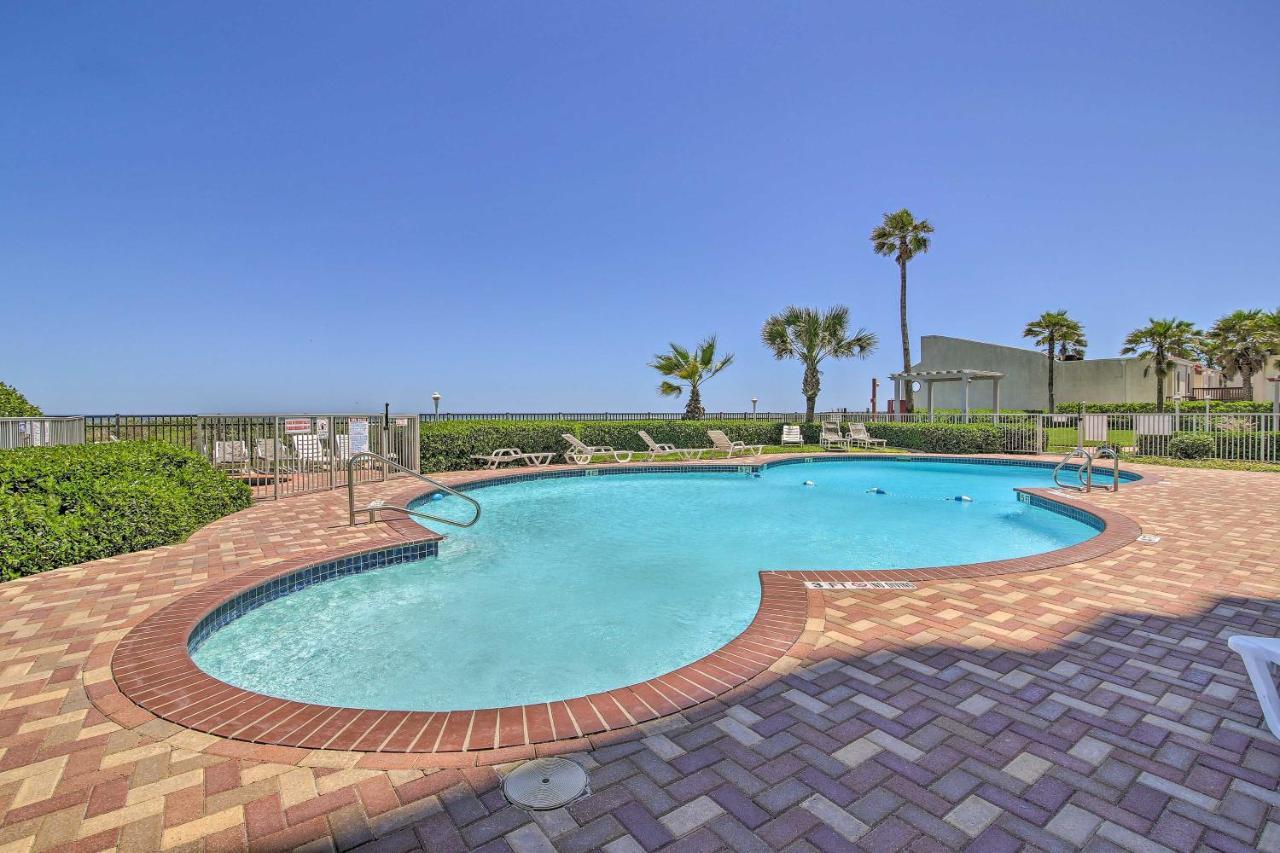 Sunny Oceanfront Condo On South Padre Island Beach Екстериор снимка