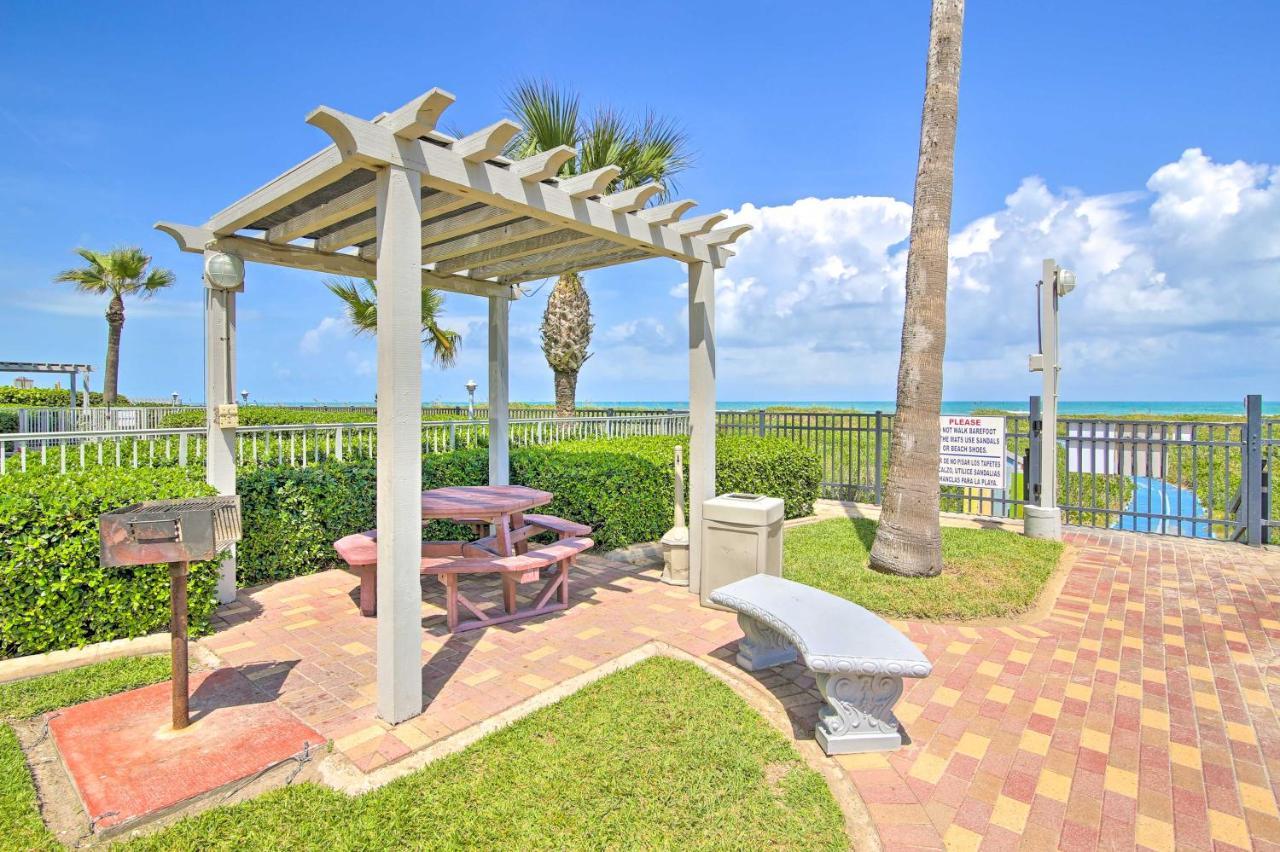 Sunny Oceanfront Condo On South Padre Island Beach Екстериор снимка